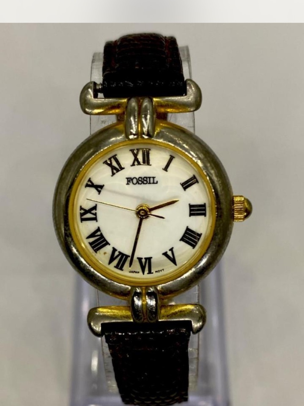 *** Fossil ^^^Classic Round Women's Watch *^*
